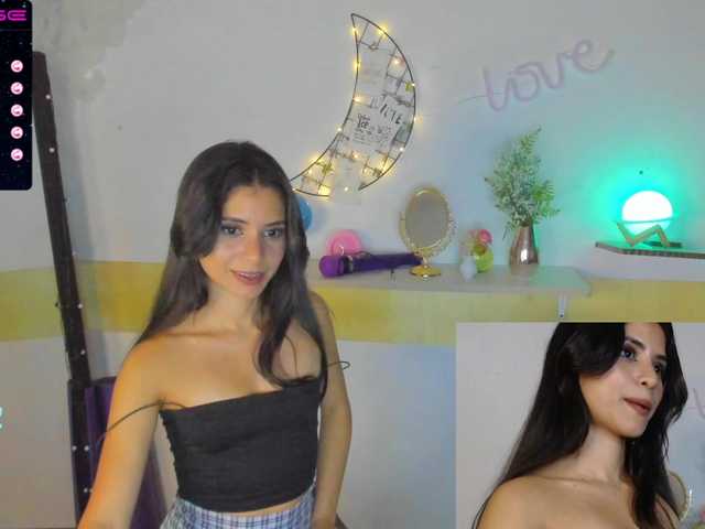 Live sex webcam photo for Lilycious11 #268799131