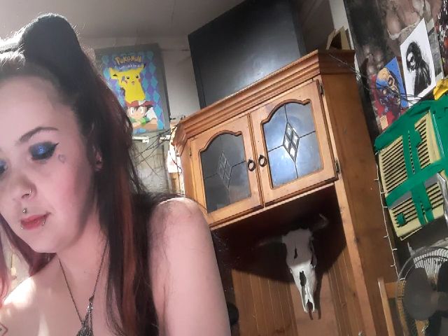 Live sex webcam photo for Kink69420 #268811708