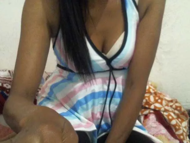 Live sex webcam photo for calinalove #268815806