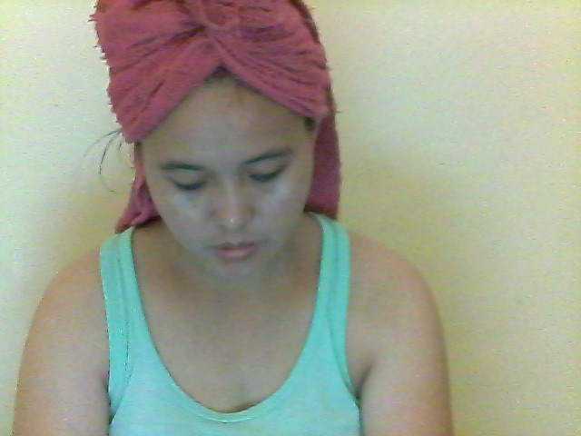 Live sex webcam photo for xxhOneyBabe1 #268805778