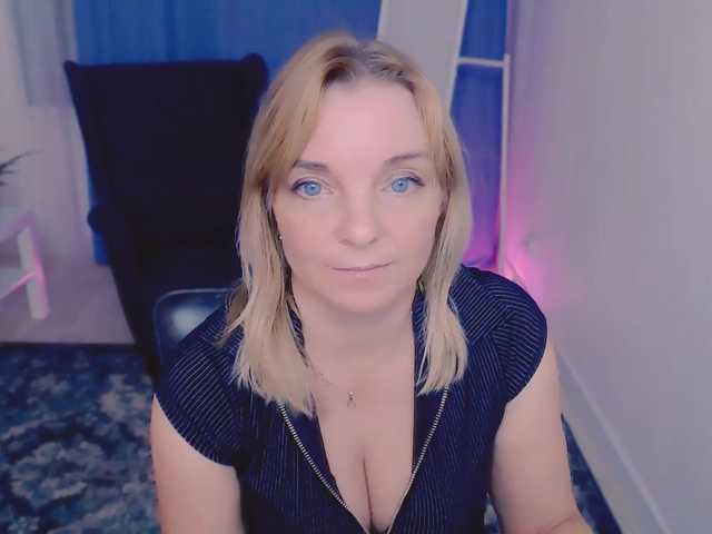 Live sex webcam photo for ReganLovely #268822574