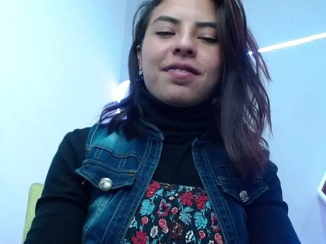 Live sex webcam photo for Cathryskyy #268829505