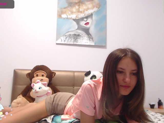 Live sex webcam photo for Kitty-Meow #268828609