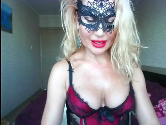 Live sex webcam photo for Lana2103 #268834123