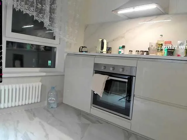 Live sex webcam photo for MistyPhoenix #268838815