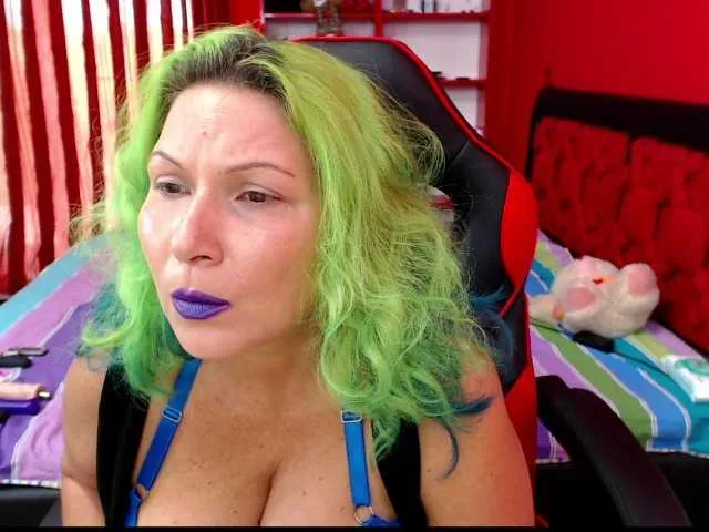 Live sex webcam photo for Lisabigtits #268828789