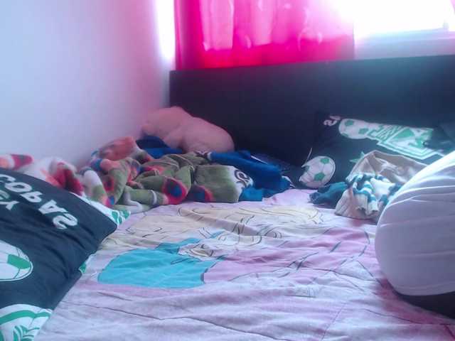 Live sex webcam photo for Daizy-cooper #268839894