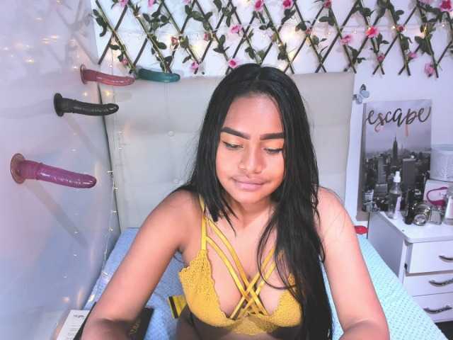 Live sex webcam photo for LilyPeytonx #268840615