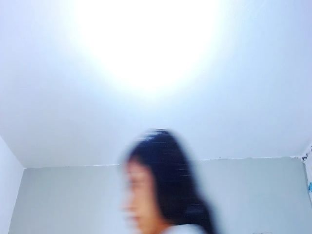 Live sex webcam photo for CAMILA_418 #268830983