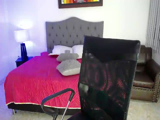 Live sex webcam photo for Sasha_cameron #268843825