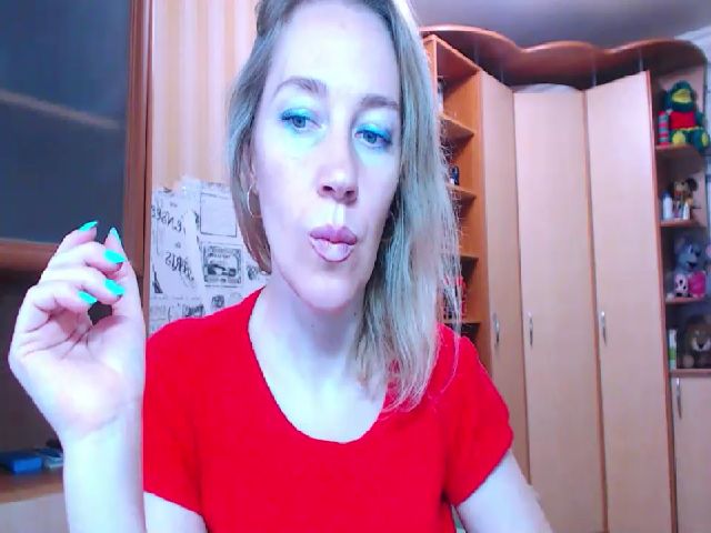 Live sex webcam photo for Oly_nice_ #268829965