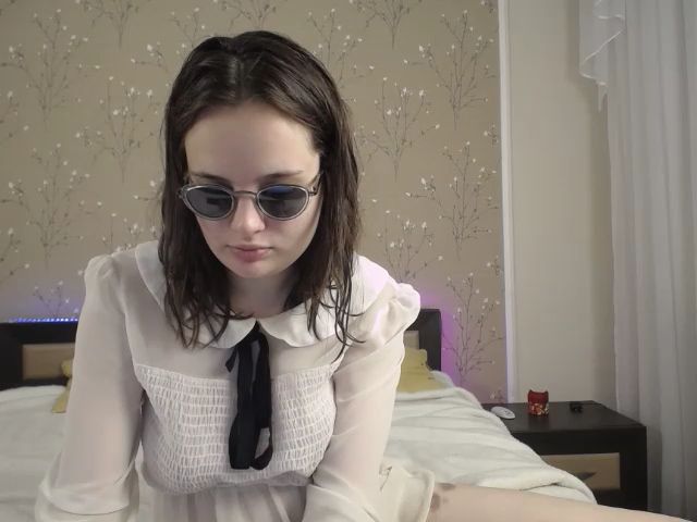 Live sex webcam photo for MariettaFlem #268842573