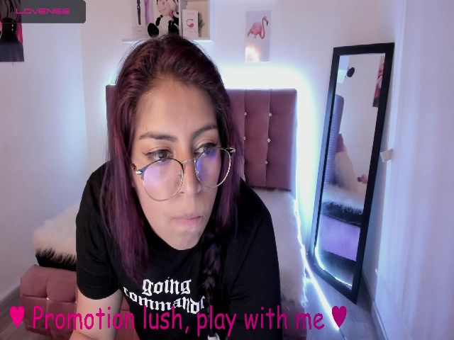 Live sex webcam photo for Irene__larson #268825858