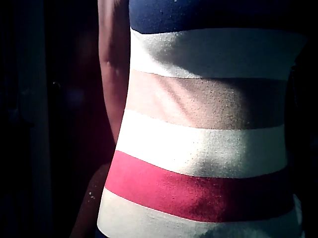 Live sex webcam photo for Latinablond7 #268843768