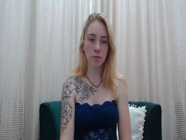 Live sex webcam photo for RedBerryy #268830515