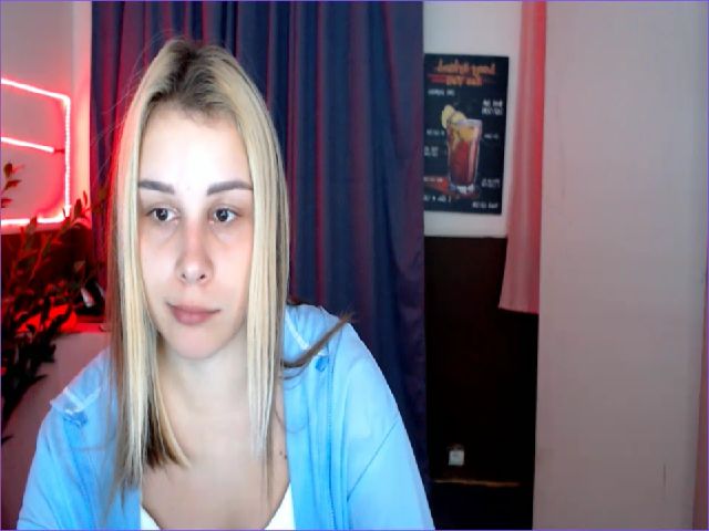 Live sex webcam photo for PolliMilk #268827206