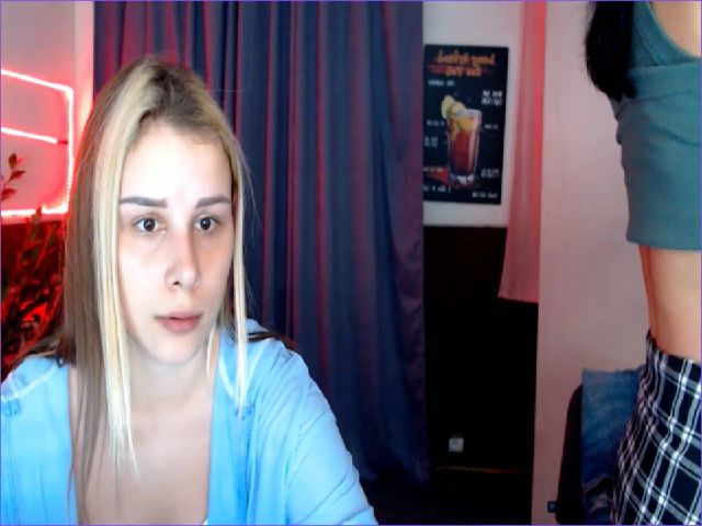 Live sex webcam photo for PolliMilk #268829926