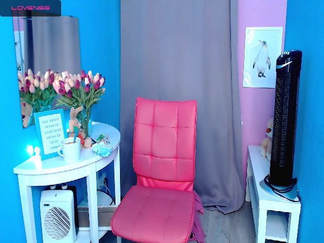 Live sex webcam photo for XJG99 #268827861