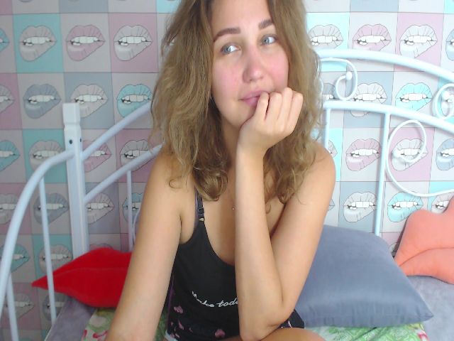 Live sex webcam photo for MilaSpank_ #268836617