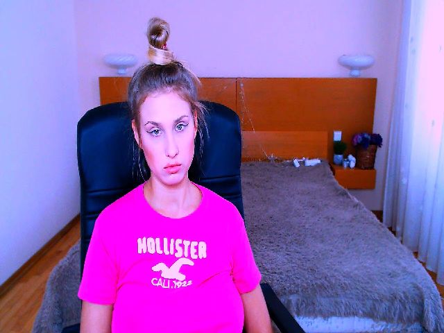 Live sex webcam photo for Vital__Force #268831960