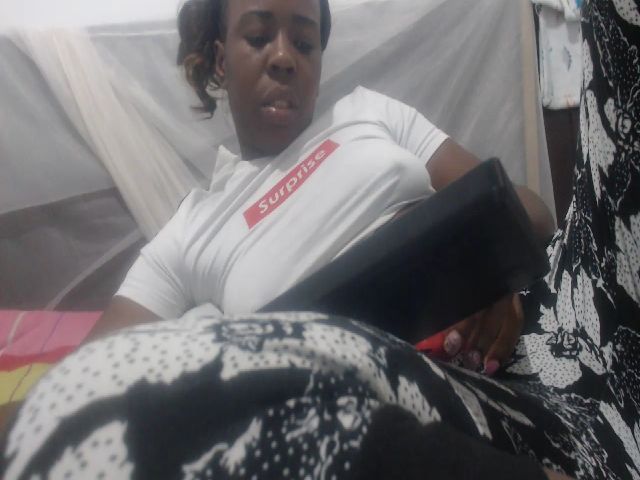 Live sex webcam photo for Ebonywitney_x #268836635