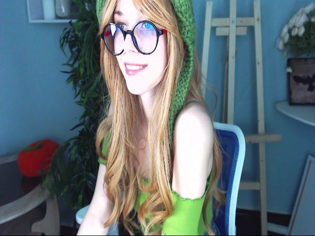 Live sex webcam photo for Shine_Eva #268837375