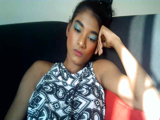 Live sex webcam photo for dirtyrissa69 #268835249