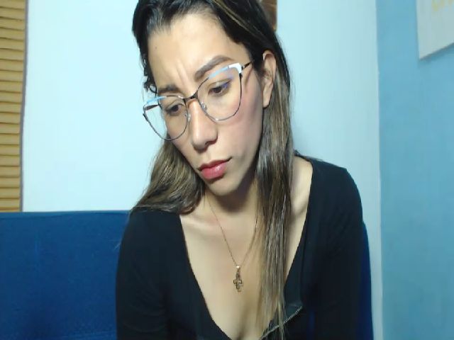 Live sex webcam photo for Violetasweett #268838006