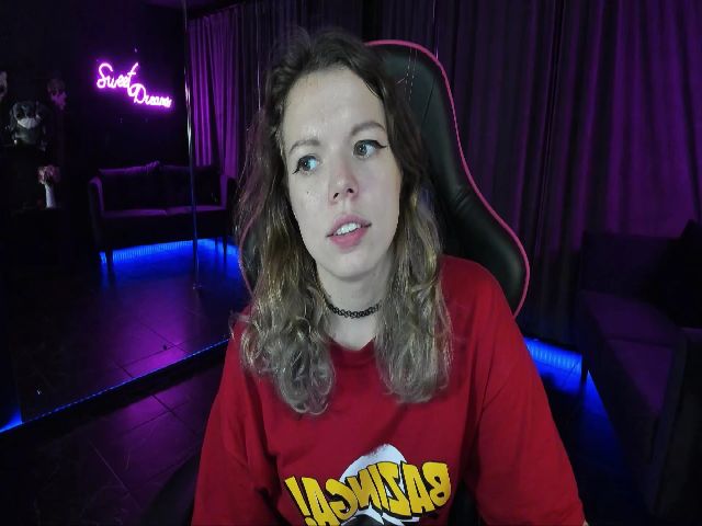Live sex webcam photo for ClancyOsborne #268841148