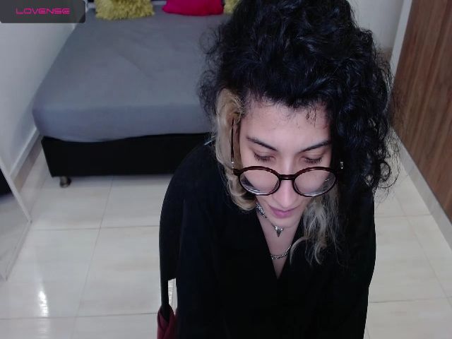 Live sex webcam photo for Myzore #268843738