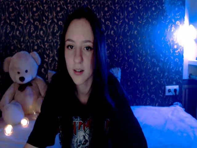 Live sex webcam photo for Meowny #268843221