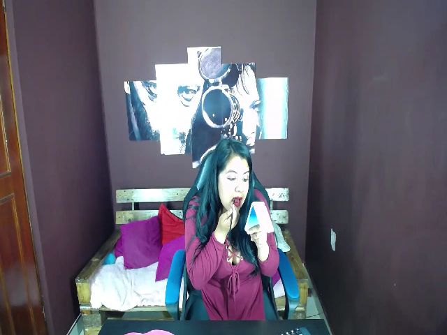 Live sex webcam photo for Hana_cute #268842054