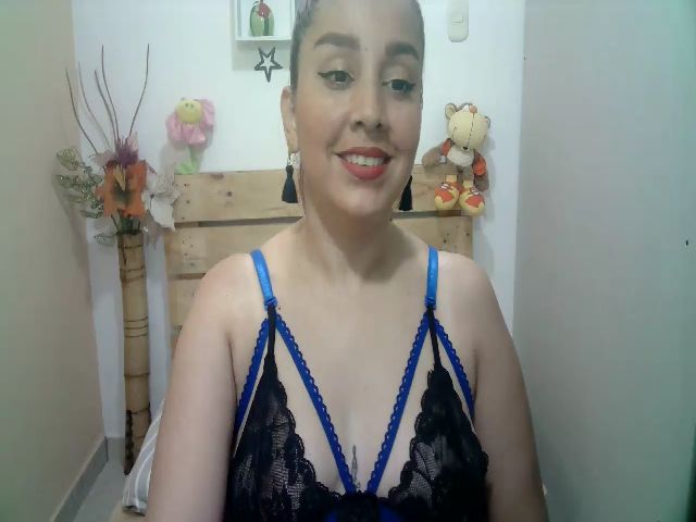 Live sex webcam photo for pamela_kuttee #268825754