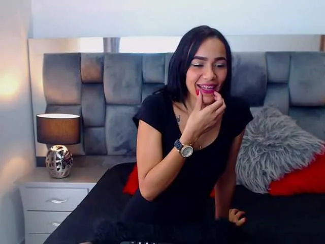 Live sex webcam photo for AleshaHott #268840216