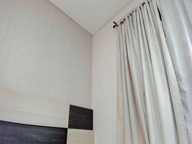 Live sex webcam photo for Kimberly69_ #268832253