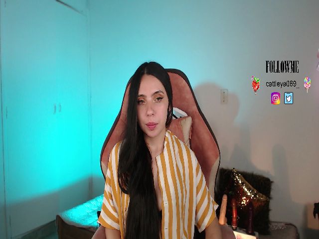 Live sex webcam photo for cattleya069 #268824622