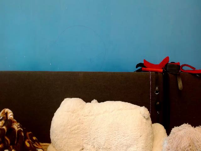 Live sex webcam photo for Mayalovegames #268832128