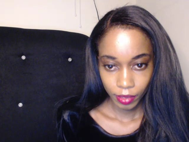 Live sex webcam photo for Enchantriss #268824599