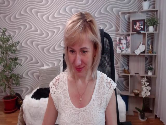 Live sex webcam photo for SvenIsolde #268843226