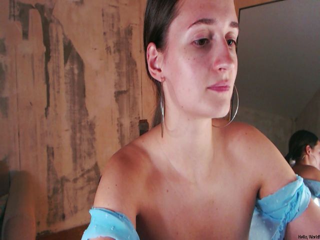 Live sex webcam photo for KlaraSilver #268841971