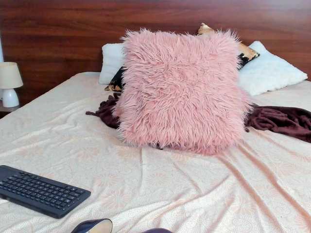 Live sex webcam photo for Annalove11 #268822292