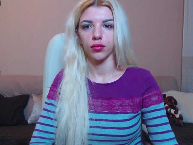 Live sex webcam photo for MelonySpring #268845825