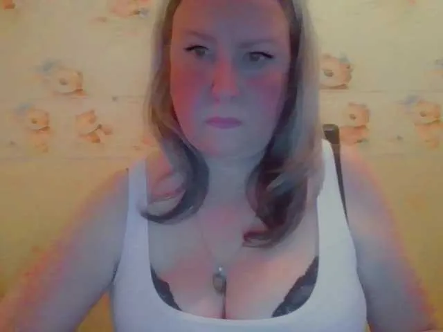 Live sex webcam photo for SecretDoll30 #268851326