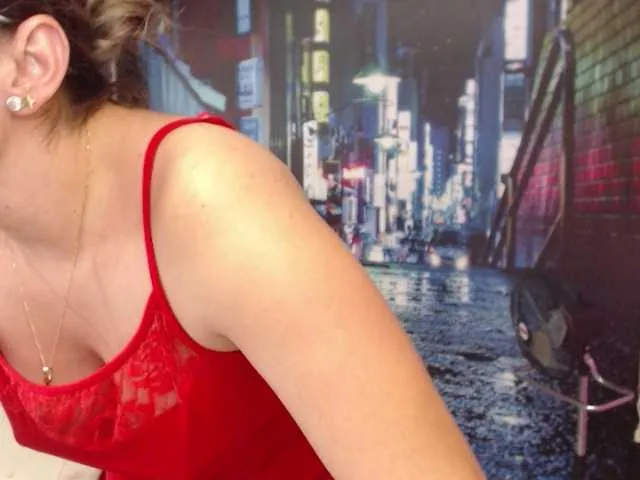 Live sex webcam photo for jeniferblanco #268861358