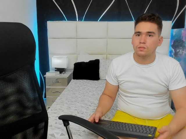 Live sex webcam photo for brendaynico #268845203