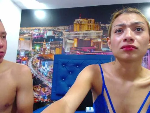 Live sex webcam photo for SaraTommy #268850885