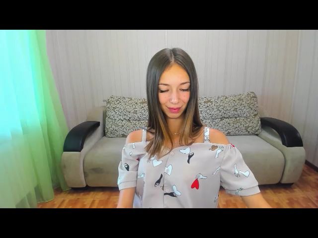 Live sex webcam photo for LucySlim #268855044