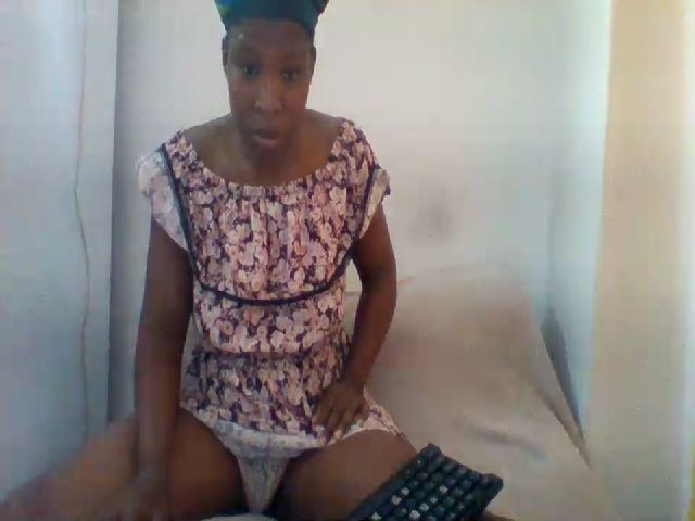 Live sex webcam photo for LaraDark #268852009