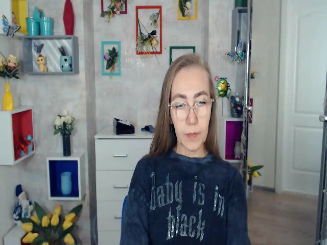 Live sex webcam photo for Greybunny #268856950
