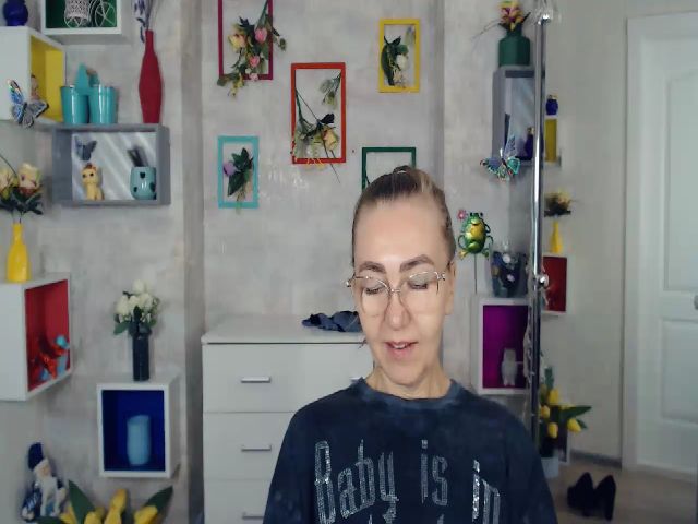Live sex webcam photo for Greybunny #268858609